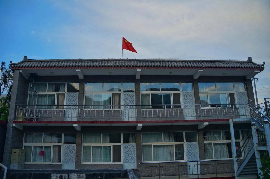 הואירו Beijing Huanghuacheng Water Great Wall Derunju Guesthouse מראה חיצוני תמונה