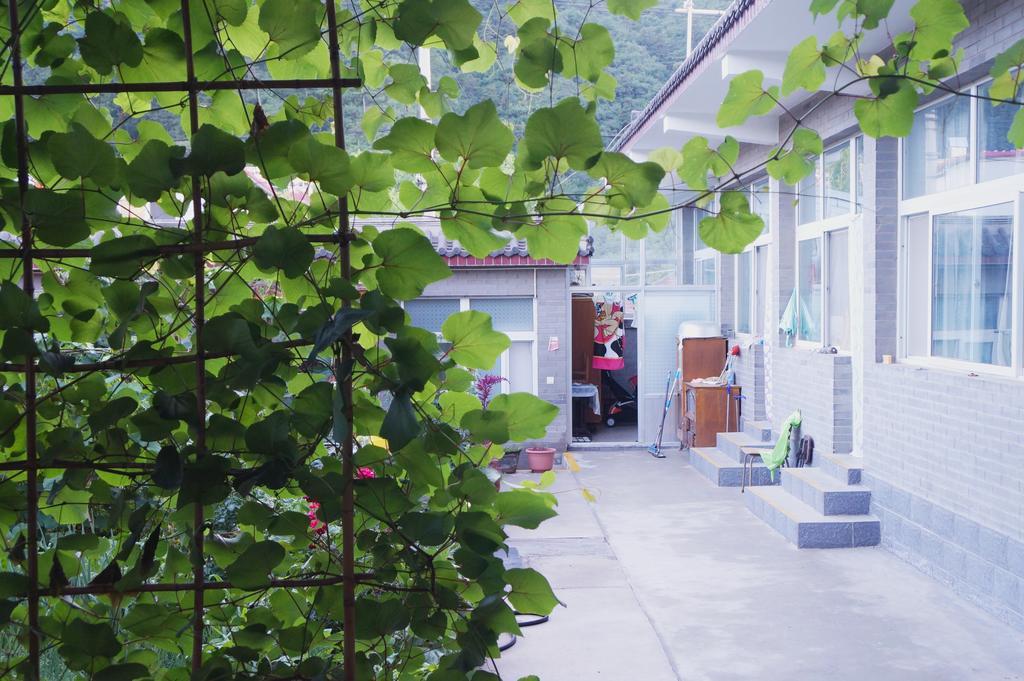 הואירו Beijing Huanghuacheng Water Great Wall Derunju Guesthouse מראה חיצוני תמונה