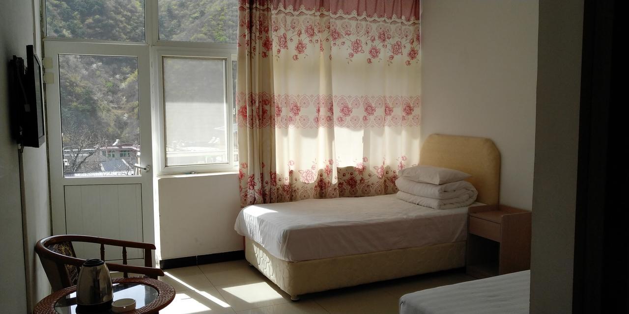 הואירו Beijing Huanghuacheng Water Great Wall Derunju Guesthouse מראה חיצוני תמונה