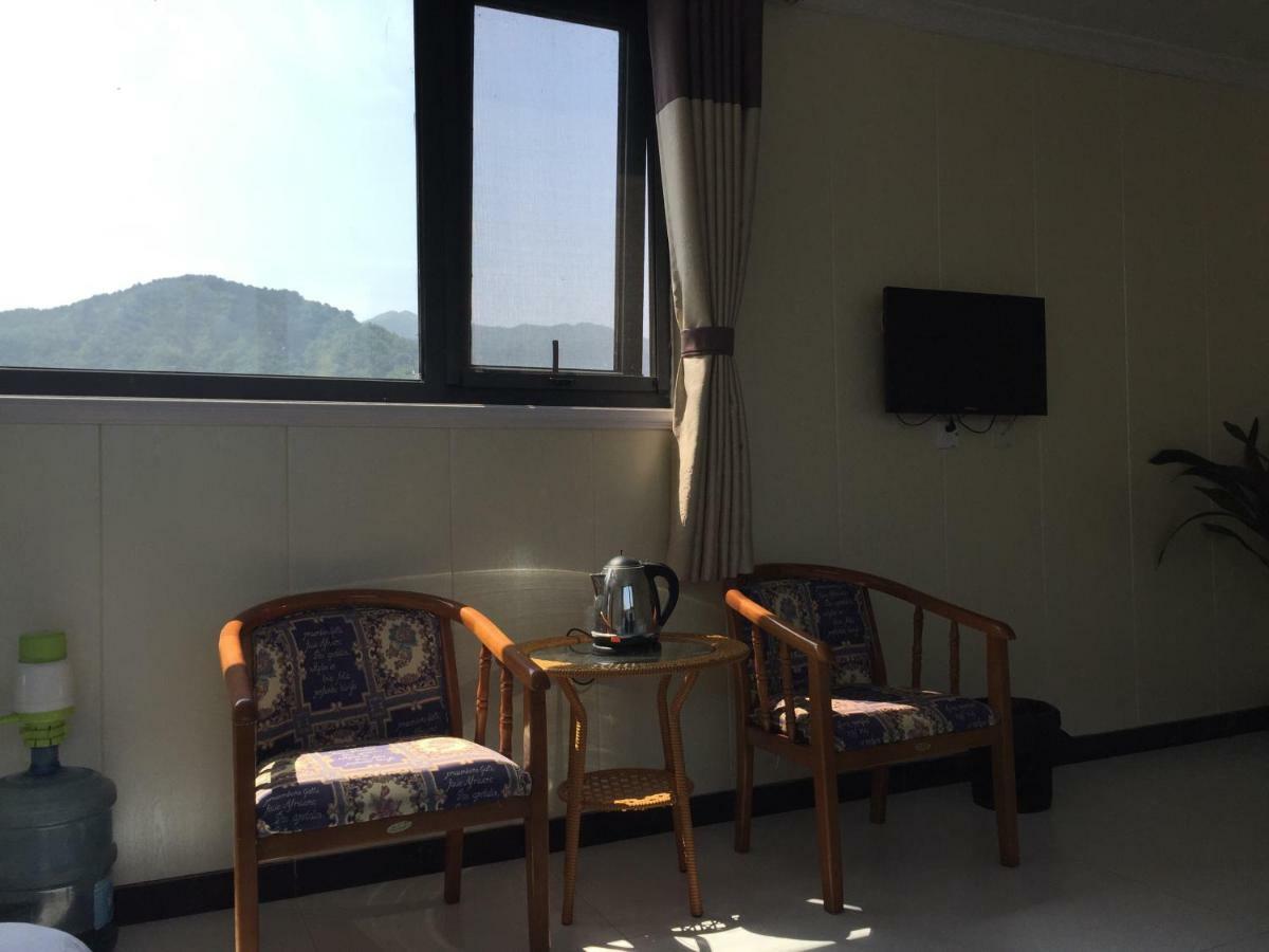 הואירו Beijing Huanghuacheng Water Great Wall Derunju Guesthouse מראה חיצוני תמונה