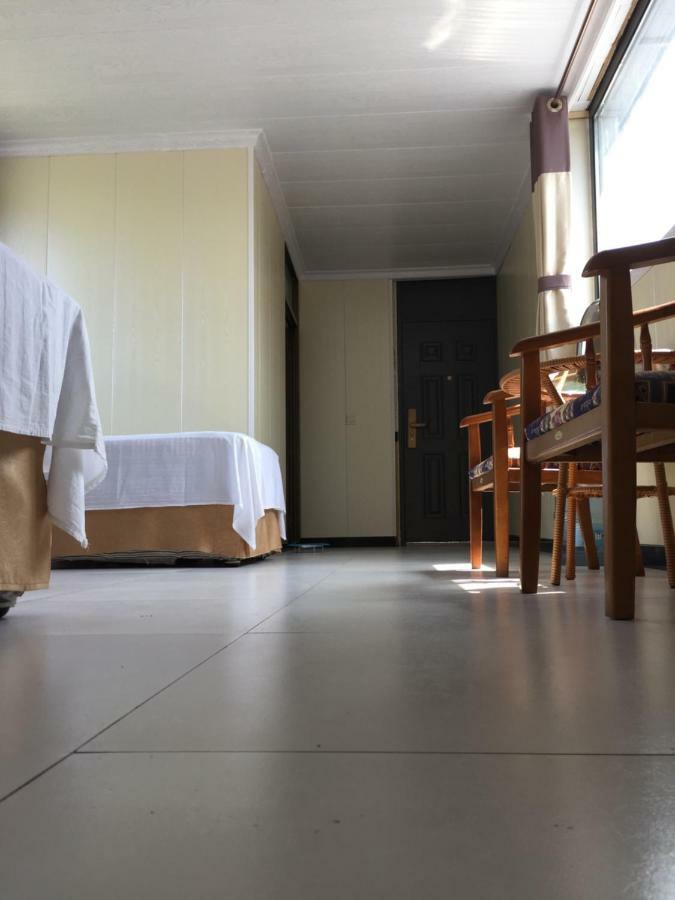 הואירו Beijing Huanghuacheng Water Great Wall Derunju Guesthouse מראה חיצוני תמונה