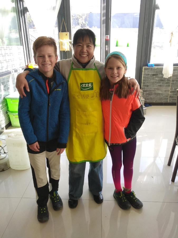 הואירו Beijing Huanghuacheng Water Great Wall Derunju Guesthouse מראה חיצוני תמונה